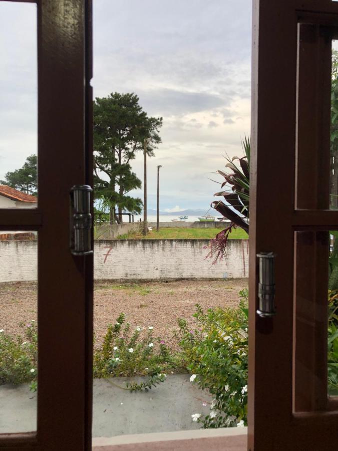 Casinha De Praia Na Fazenda Da Armacao Governador Celso Ramos Exteriör bild